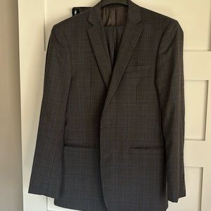 Men’s Calvin Klein suit set